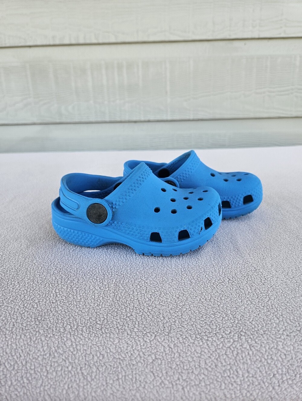 Crocs Classic Clog Toddler SZ 6 Slip-On Blue Water Shoes Unisex